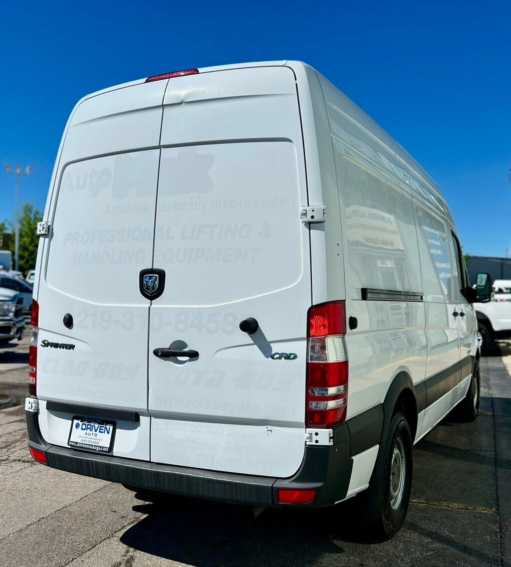 Used 2008 Dodge Sprinter 2500 RWD image 5
