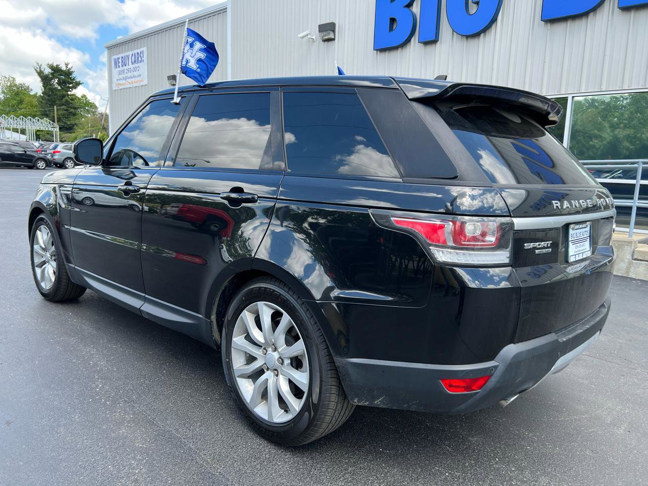 Used 2016 Land Rover Range Rover Sport HSE AWD/4WD image 3