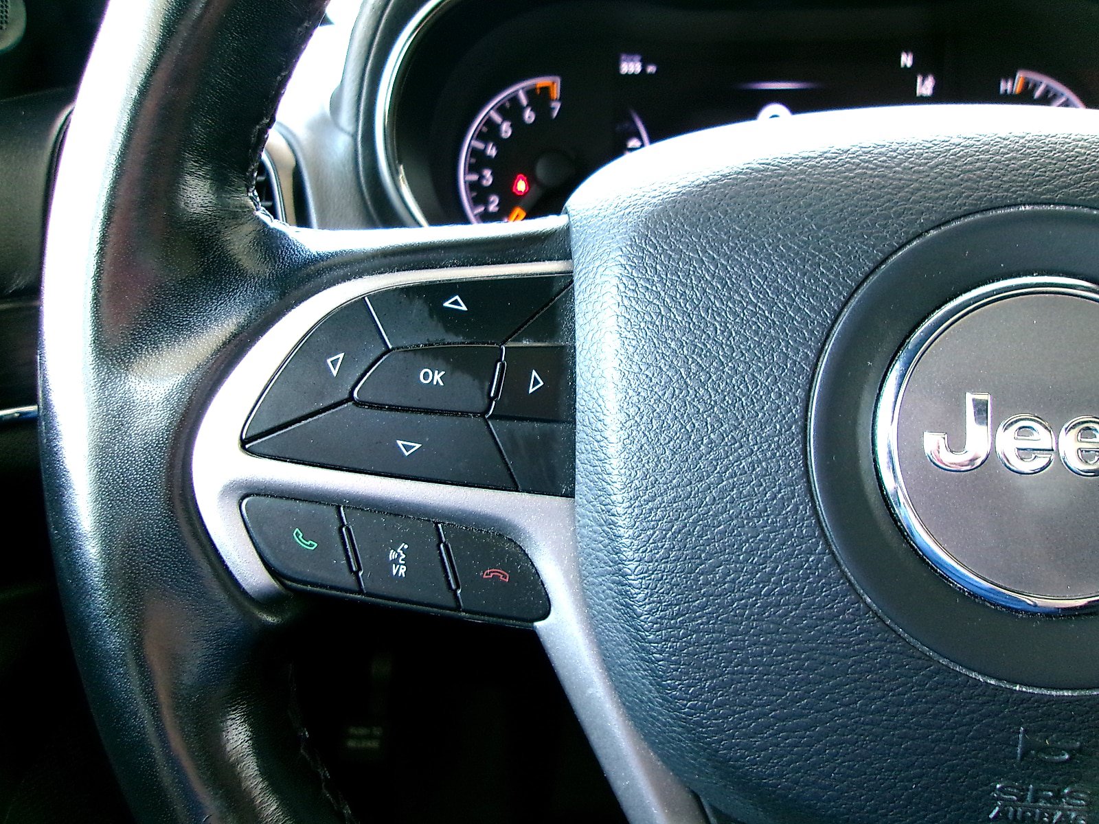 Used 2021 Jeep Grand Cherokee High Altitude AWD/4WD image 10