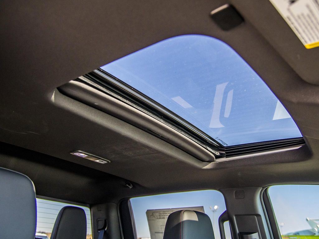 Used 2025 Chevrolet Silverado 3500 High Country w/ High Country Premium Package image 24