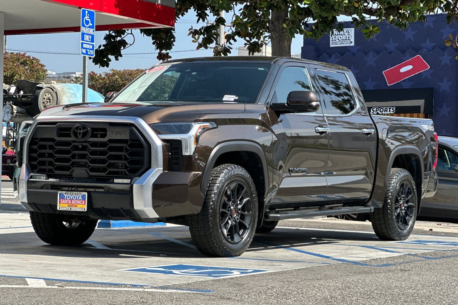Used 2023 Toyota Tundra Limited w/ TRD Off-Road Package AWD/4WD image 8