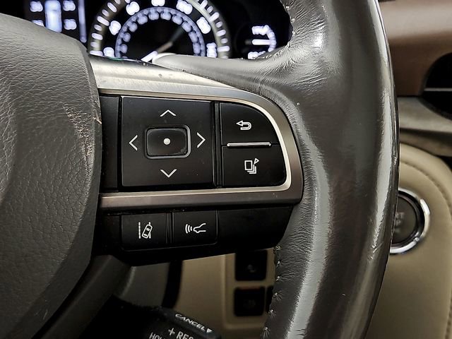 Used 2017 Lexus LX 570 4WD w/ Luxury Package image 26
