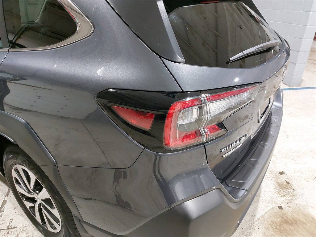 Used 2025 Subaru Outback Premium w/ Popular Package #1A image 36