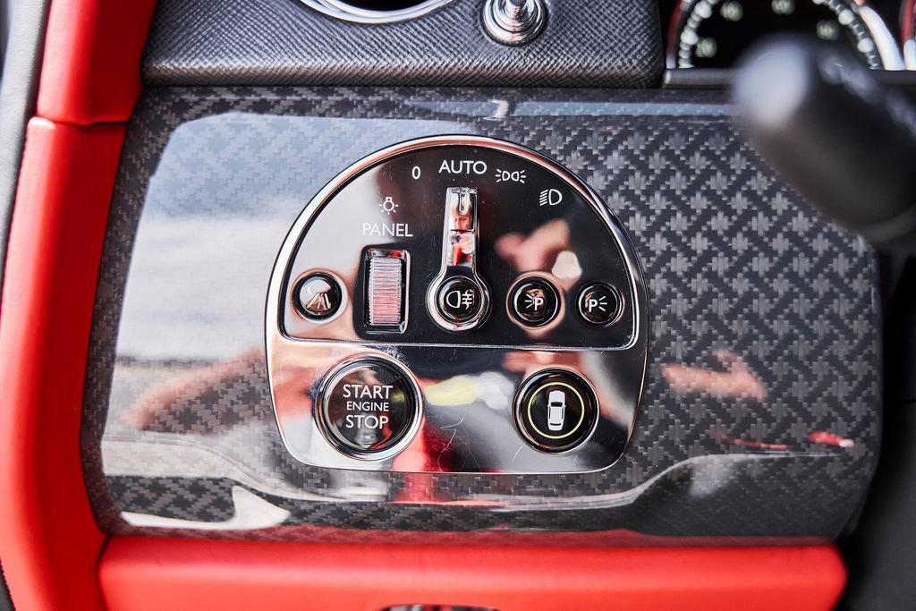 Used 2024 Rolls-Royce Cullinan Black Badge w/ Dark Exterior Package AWD/4WD image 67