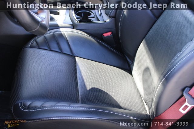 Used 2022 Dodge Charger SRT Hellcat w/ SRT Black Package image 39