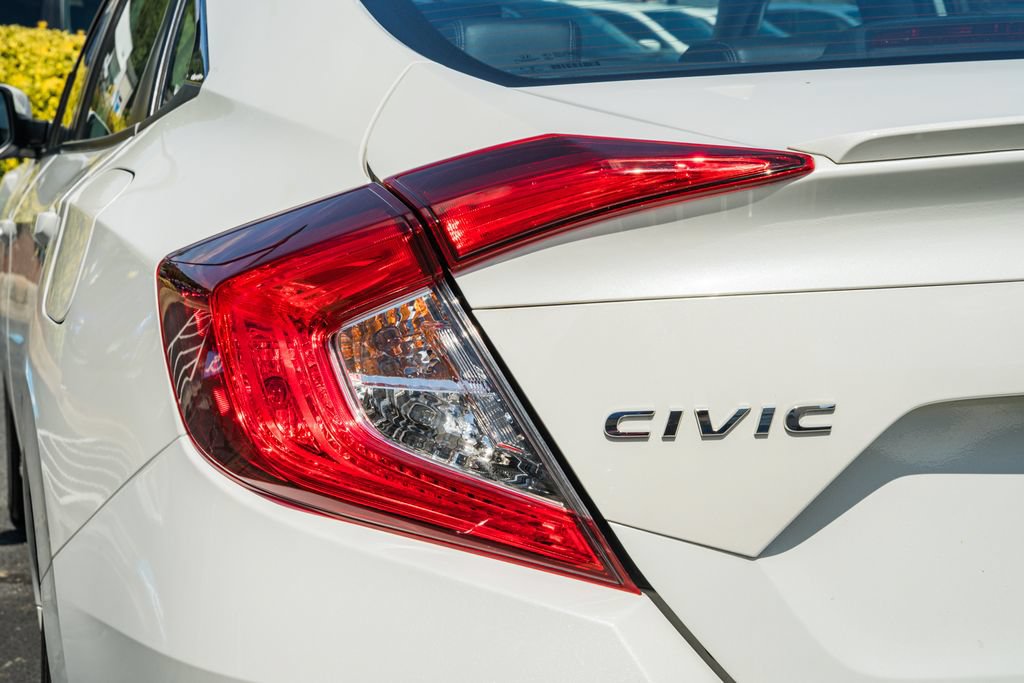 Used 2021 Honda Civic EX-L image 7