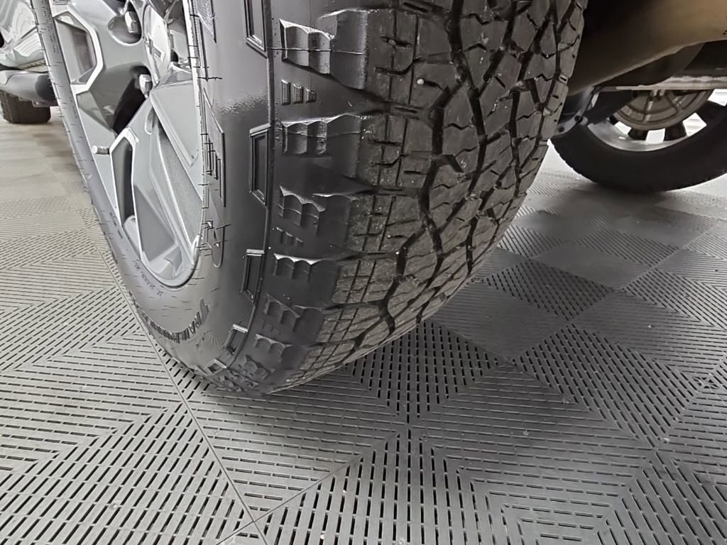 Used 2022 Chevrolet Silverado 1500 RST image 45