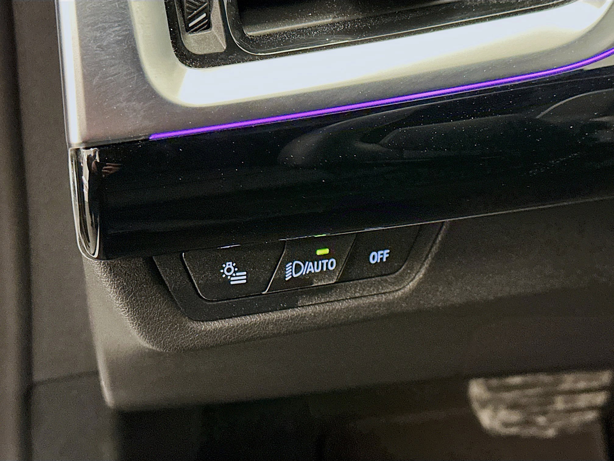 Used 2025 BMW X2 xDrive28i image 17