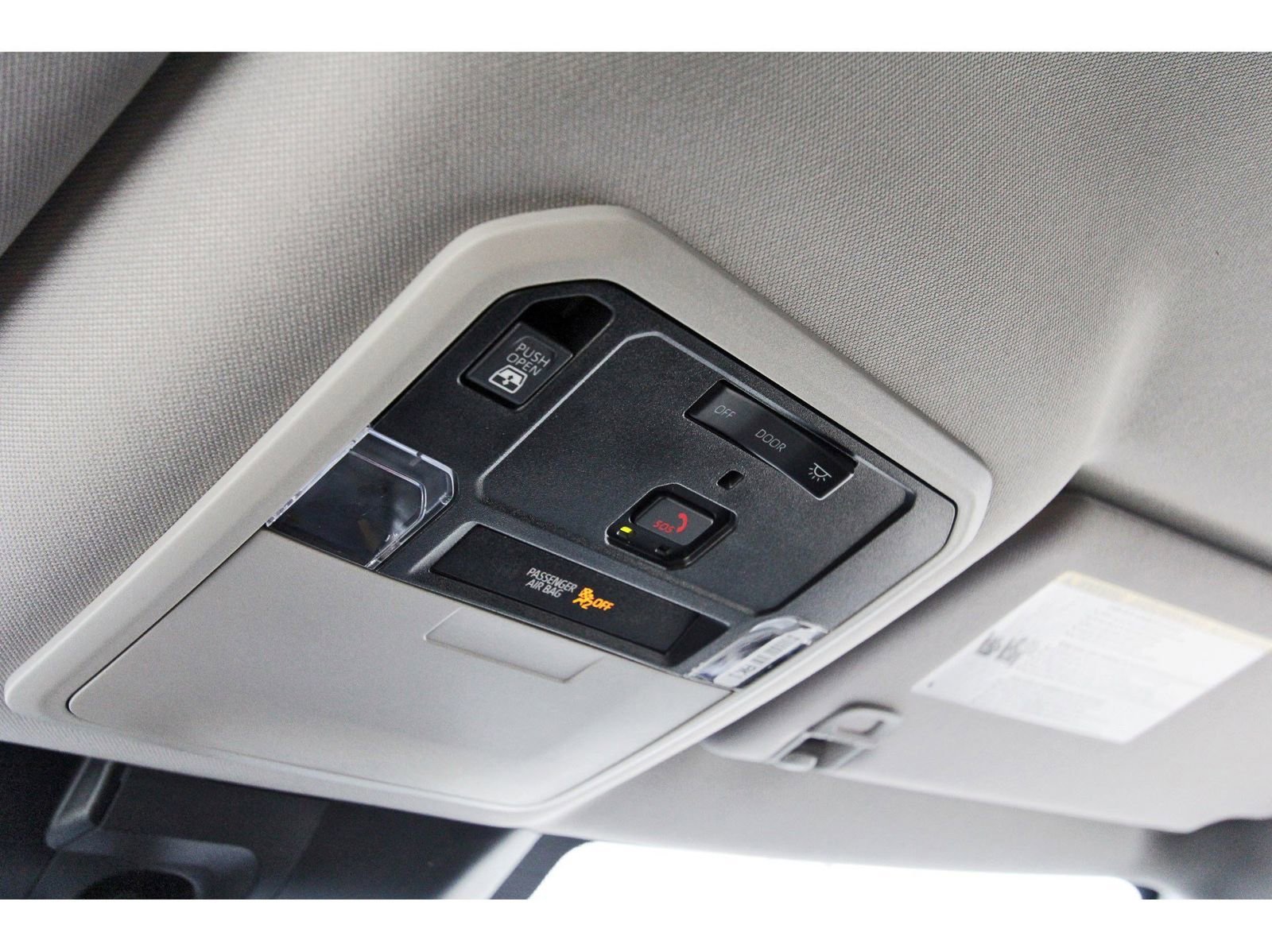 Used 2022 Toyota Tundra Limited w/ Power Package image 25