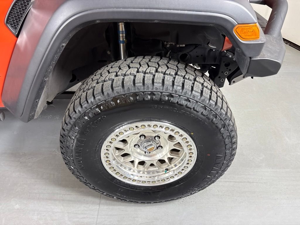 Used 2020 Jeep Gladiator Rubicon AWD/4WD image 11