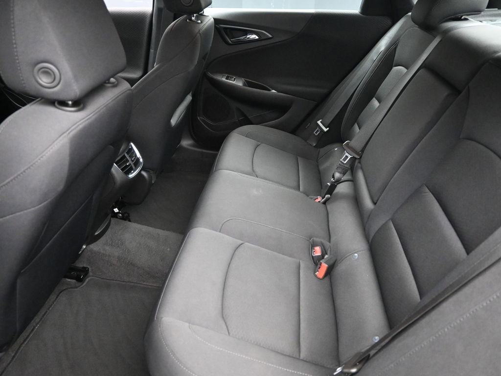 Used 2024 Chevrolet Malibu LT image 9