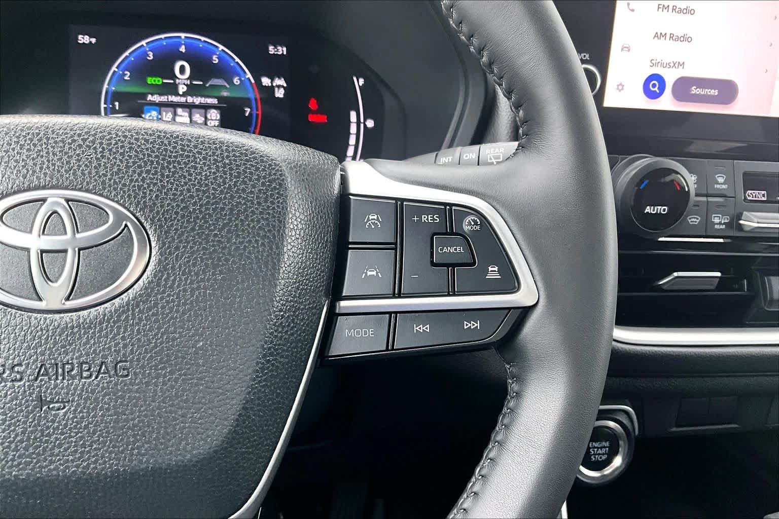 Used 2025 Toyota Grand Highlander AWD image 48