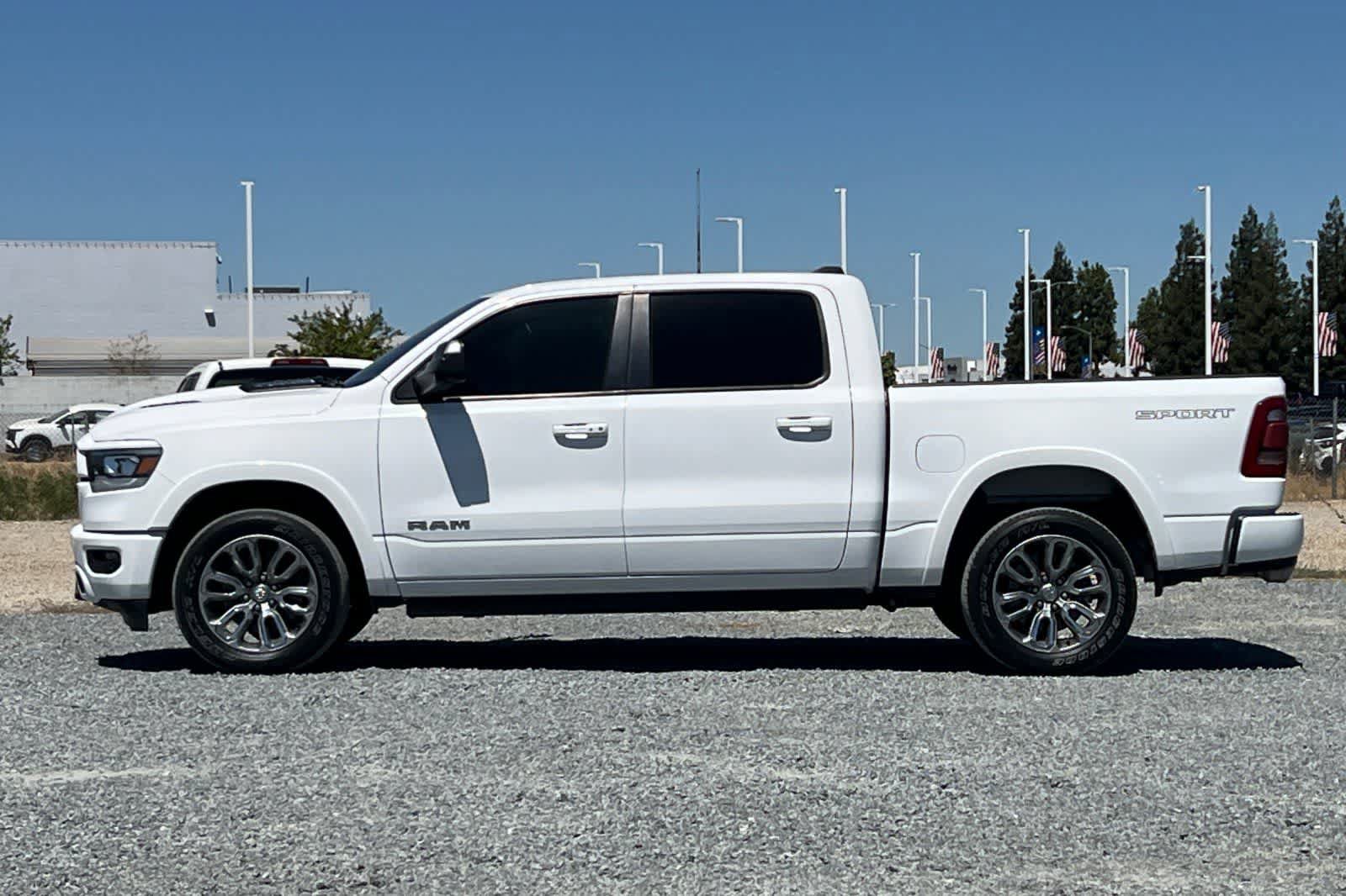 Used 2021 RAM 1500 Laramie AWD/4WD image 6
