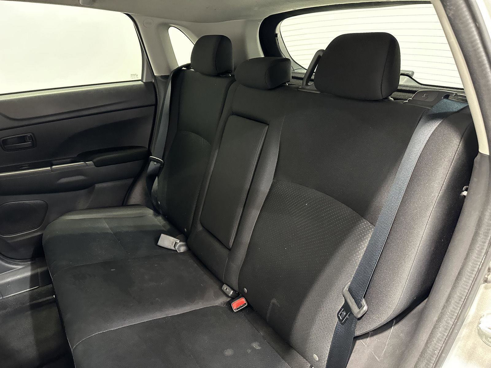 Used 2015 Mitsubishi Outlander Sport ES image 25