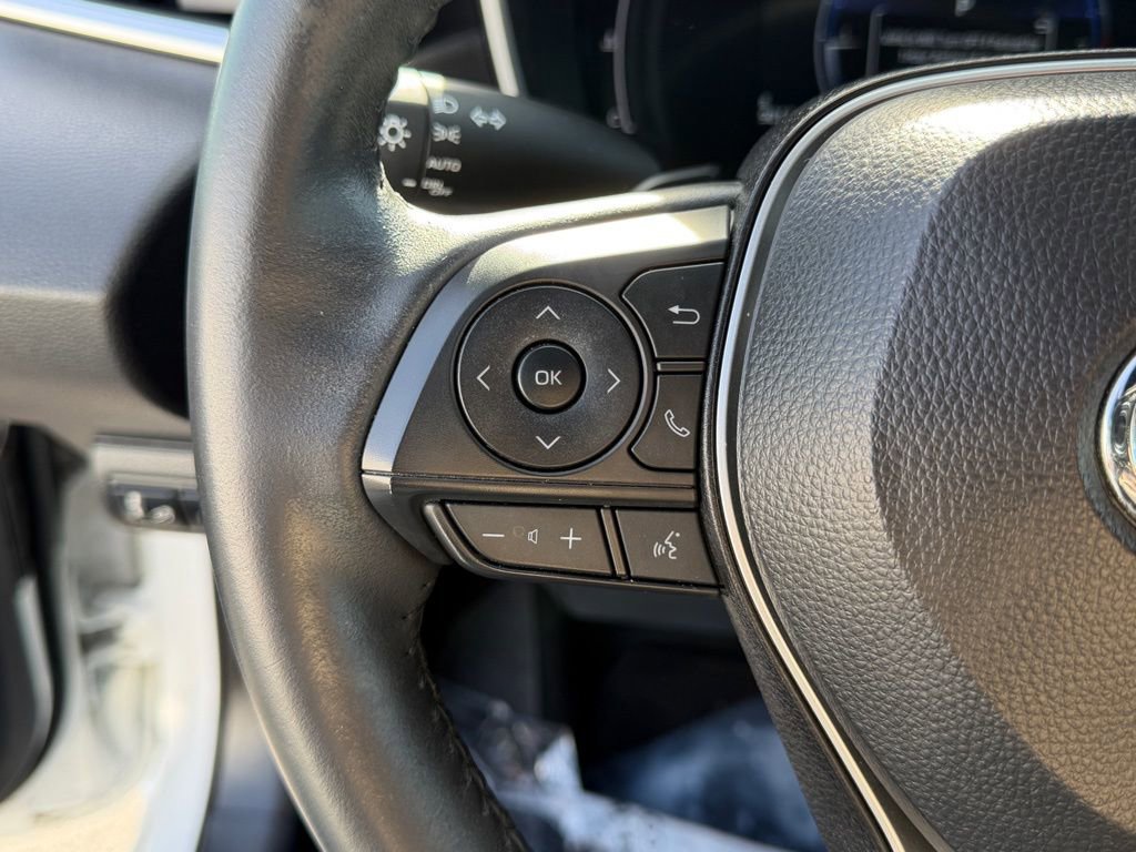 Used 2024 Toyota Corolla XSE image 30