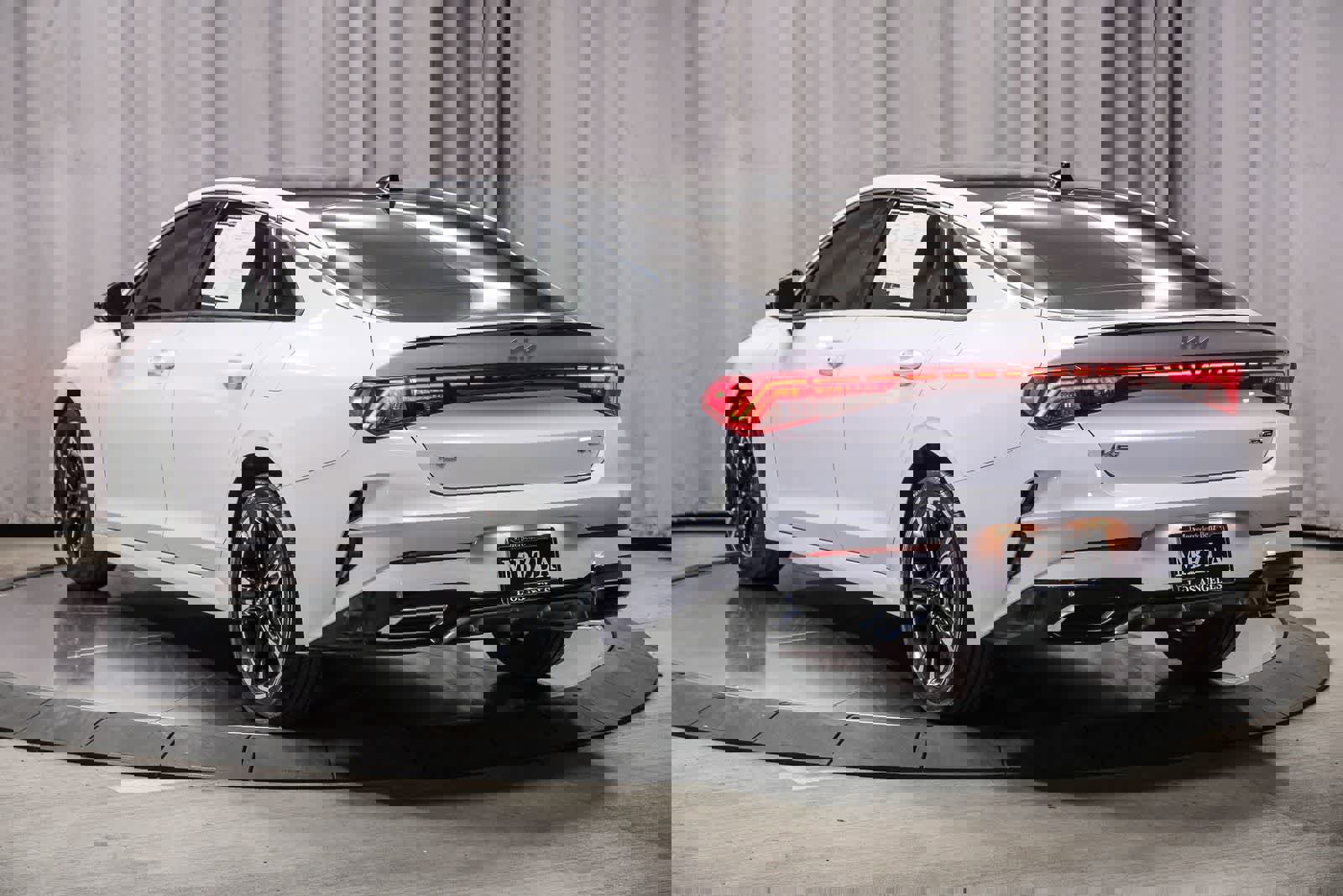 Used 2022 Kia K5 GT-Line w/ GT-Line FWD Premium Package image 2