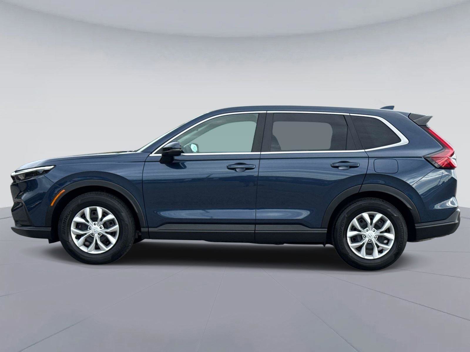 Used 2025 Honda CR-V LX image 6