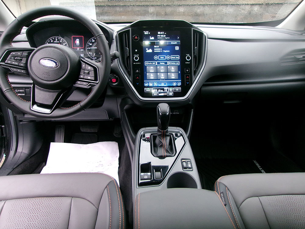 Used 2024 Subaru Crosstrek 2.5i Limited w/ Crosstrek Mirror Package AWD/4WD image 14