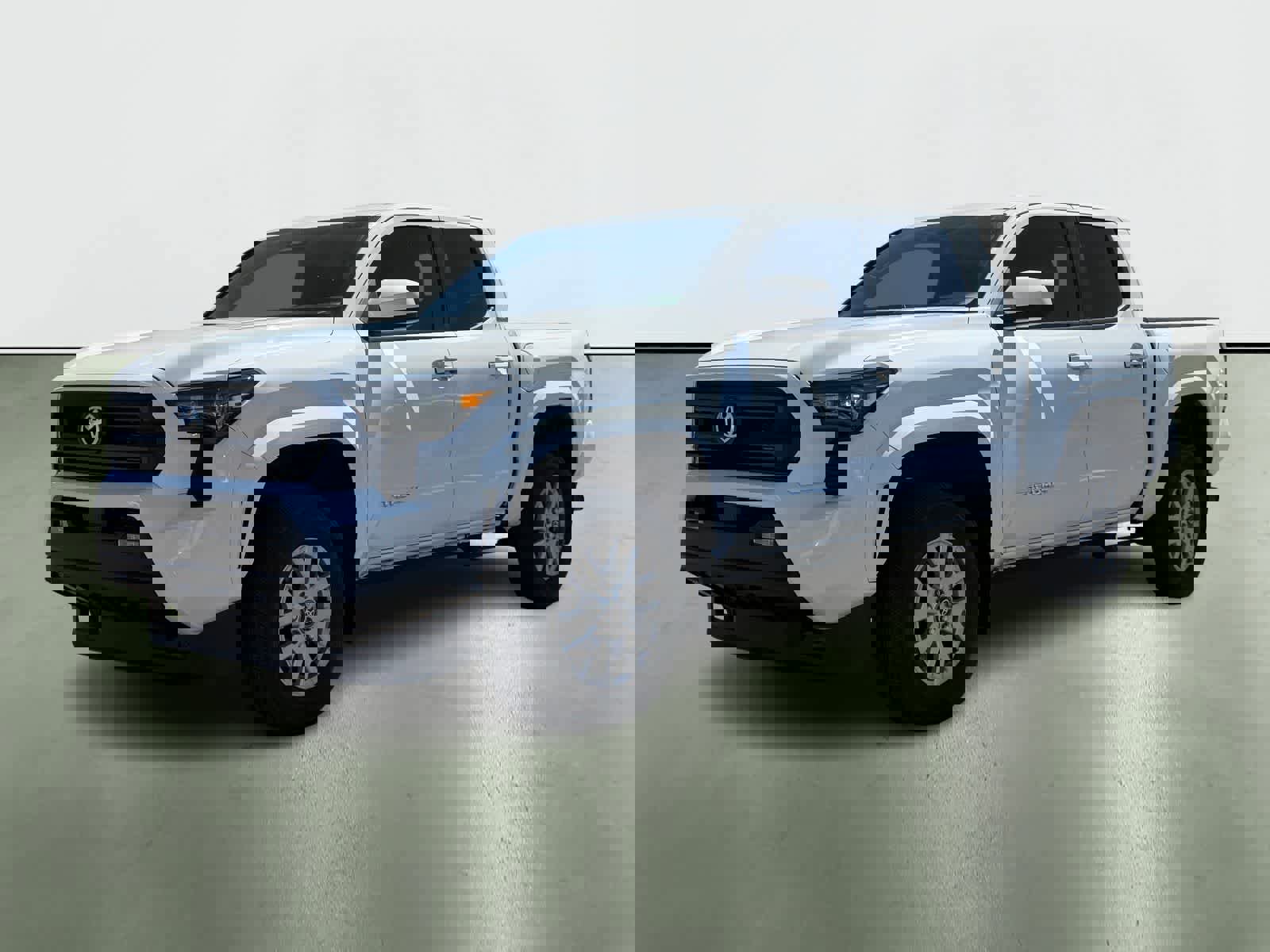 Certified 2024 Toyota Tacoma SR5 image 2