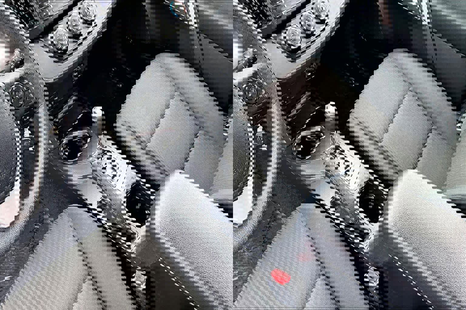 Used 2018 Toyota RAV4 LE image 16