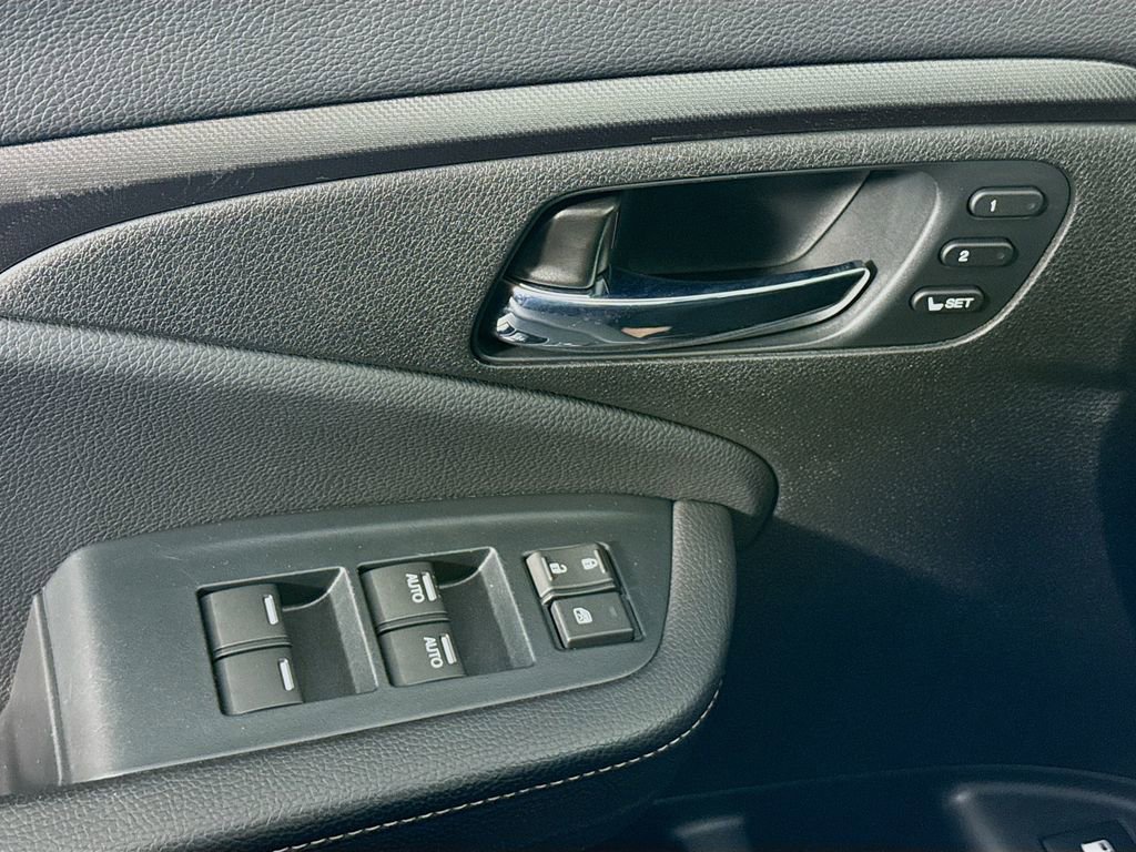 Used 2023 Honda Ridgeline RTL-E image 24