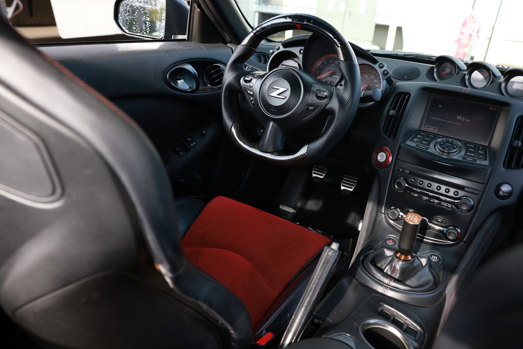 Used 2016 Nissan 370Z NISMO RWD image 18