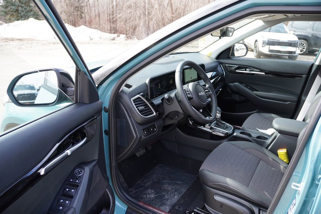 New 2026 Kia Seltos S image 10