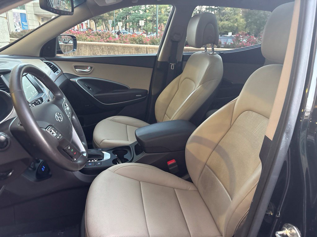 Used 2018 Hyundai Santa Fe Sport w/ 2.4L Tech Package 04 AWD/4WD image 13
