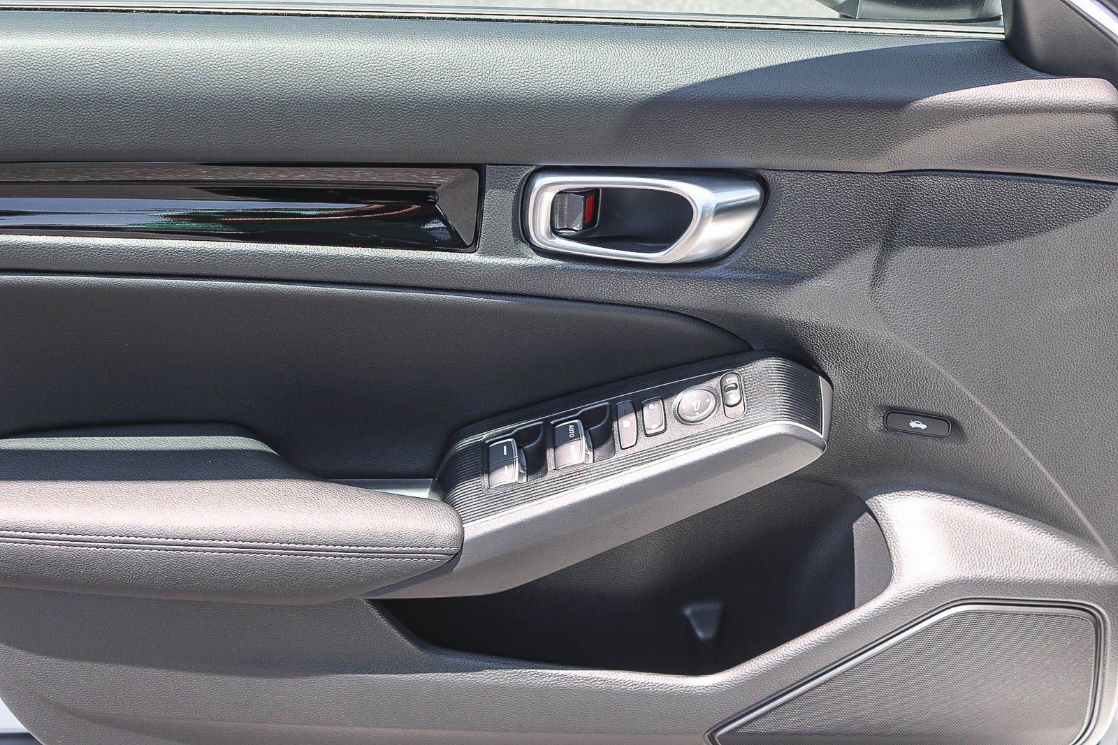Certified 2026 Honda Civic Sport Touring image 21