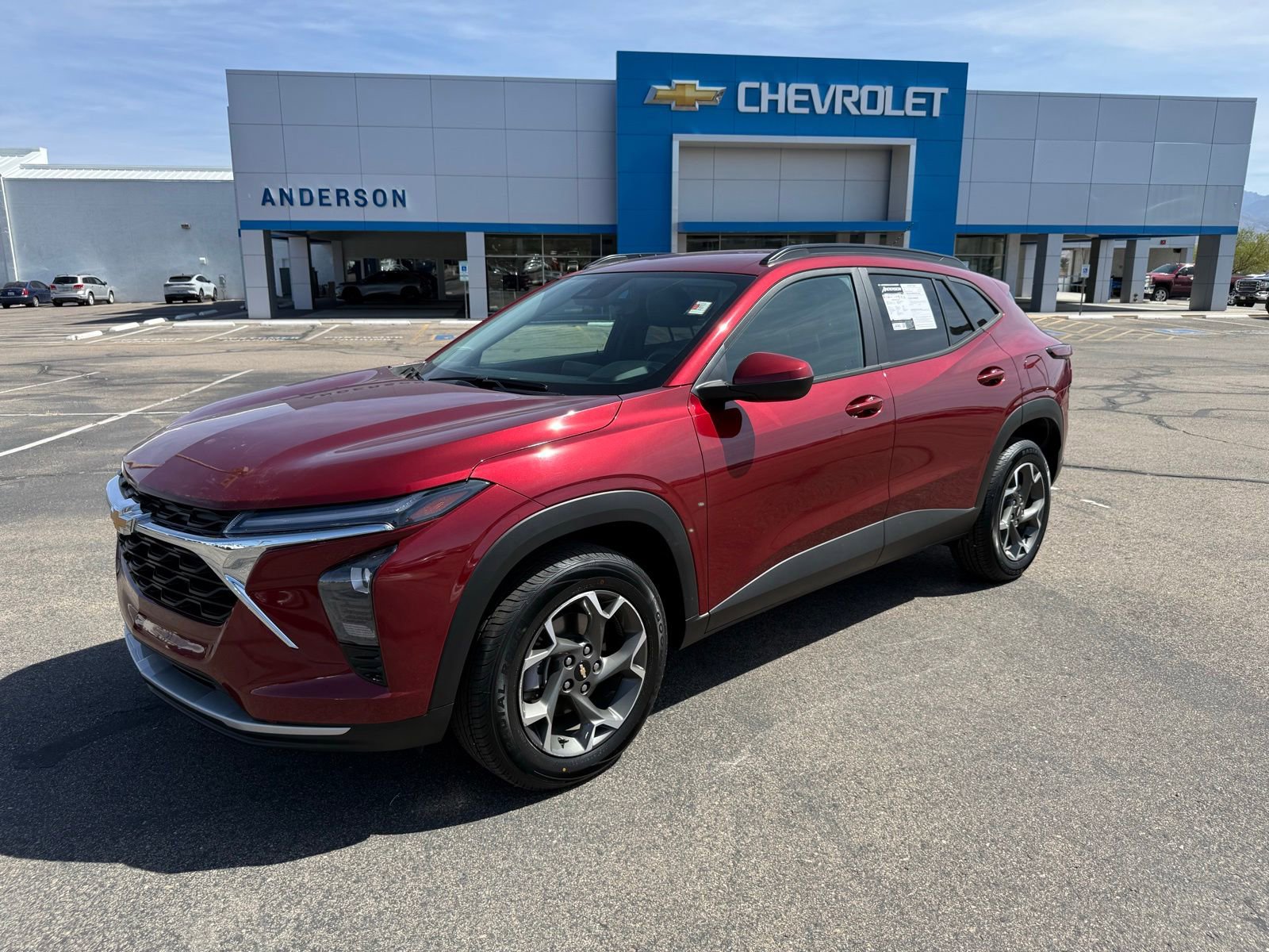 Used 2024 Chevrolet Trax LT image 1