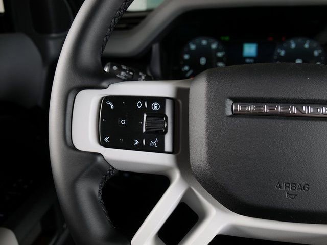 New 2026 Land Rover Defender 110 X-Dynamic SE AWD/4WD image 18