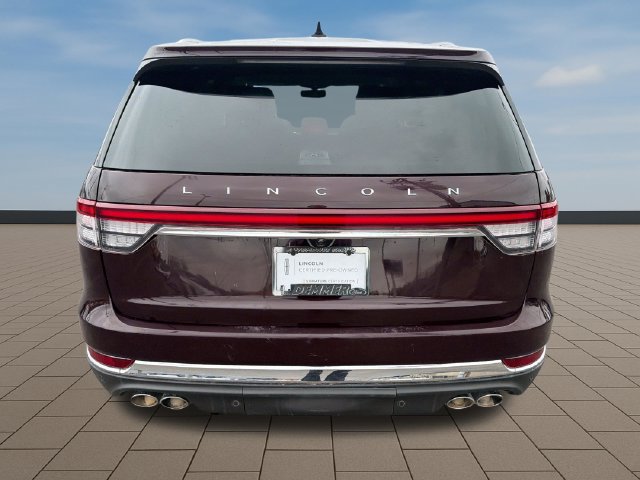 Used 2024 Lincoln Aviator AWD w/ Premium Package image 5