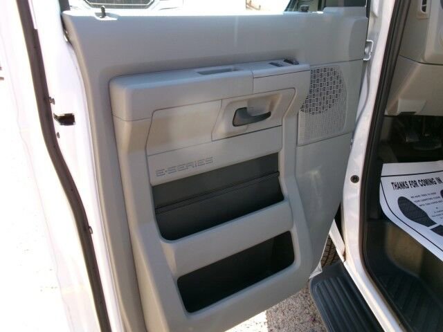 Used 2013 Ford E-350 and Econoline 350 XLT RWD image 12