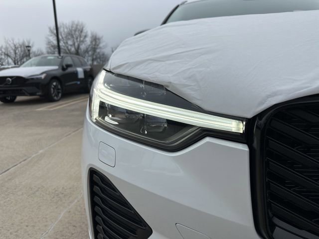 New 2026 Volvo XC60 B5 Plus w/ Climate Package image 10