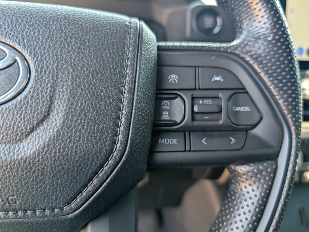 Used 2024 Toyota Tacoma SR5 AWD/4WD image 23