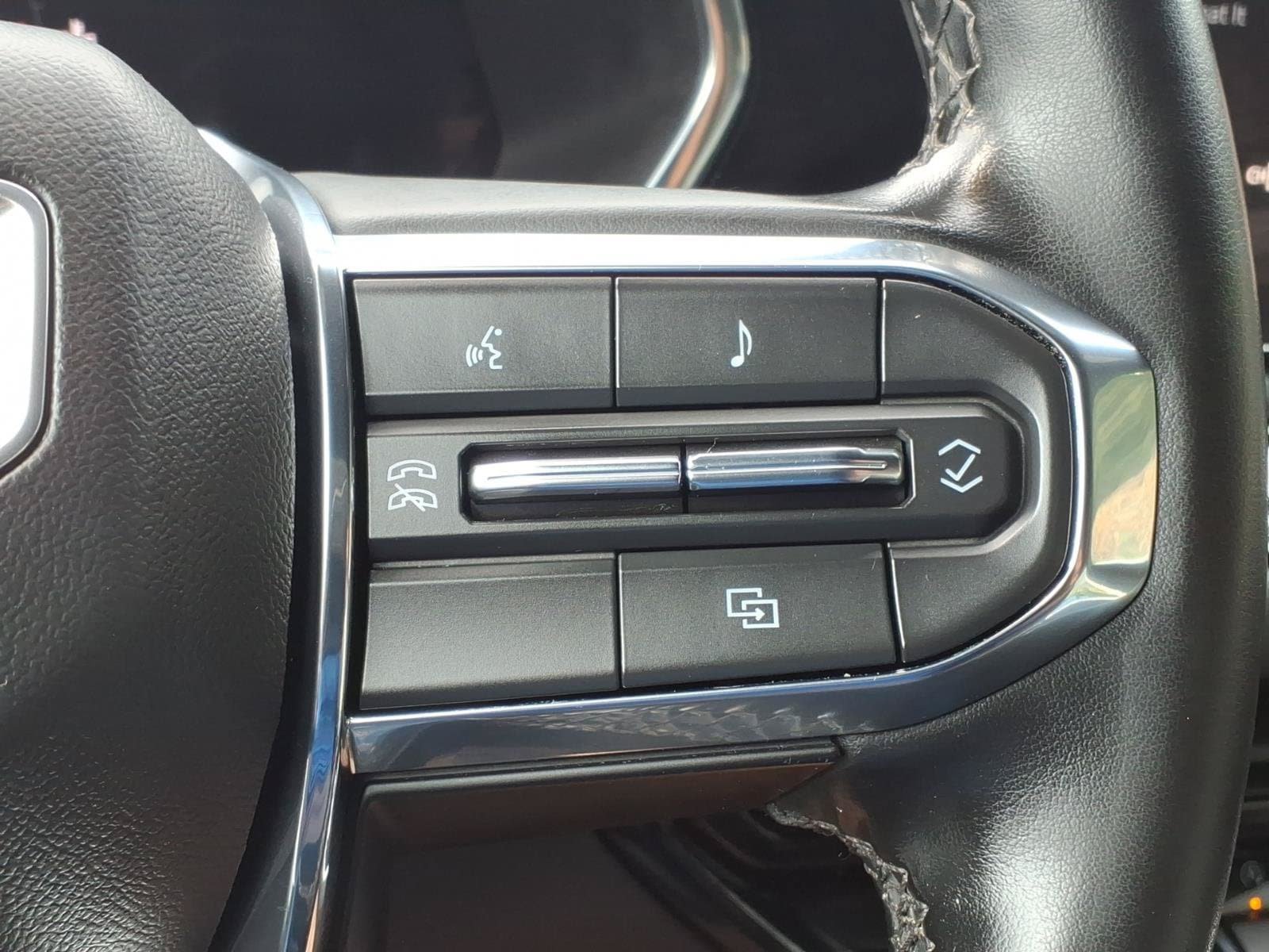 Used 2023 GMC Canyon Elevation w/ Elevation Premium Package AWD/4WD image 20