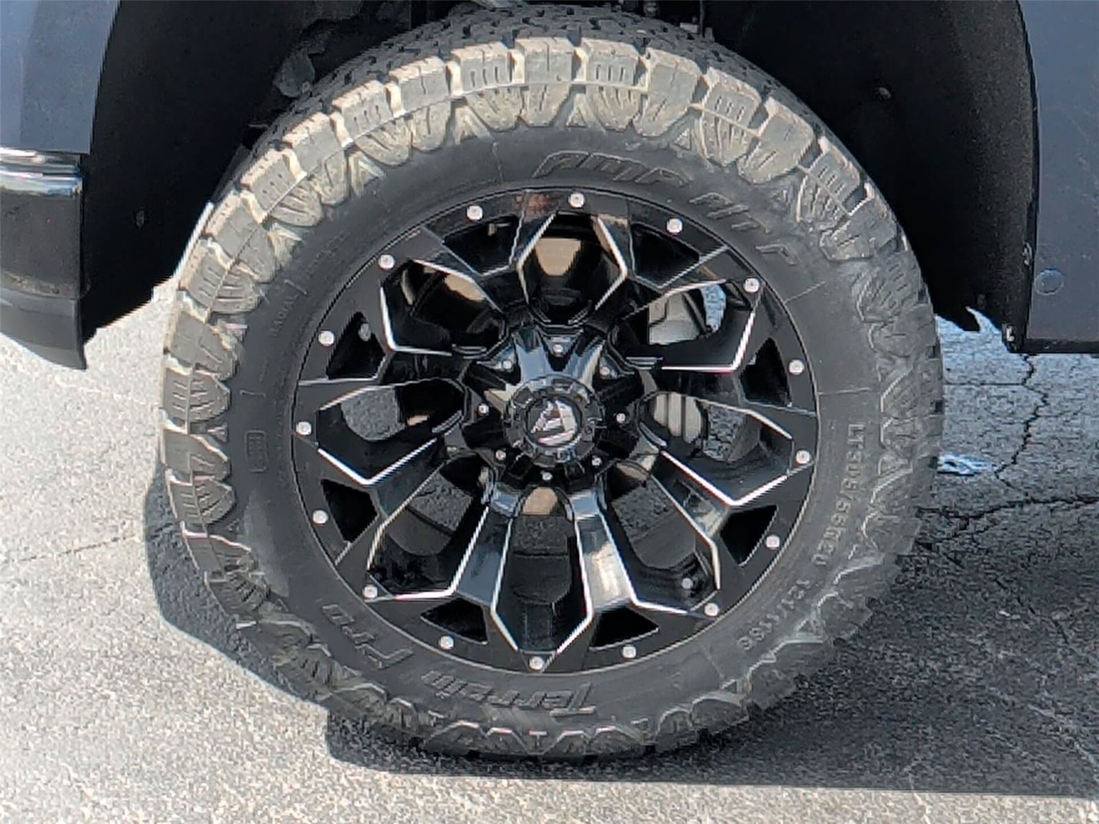 Used 2020 Chevrolet Silverado 1500 LT Trail Boss AWD/4WD image 11