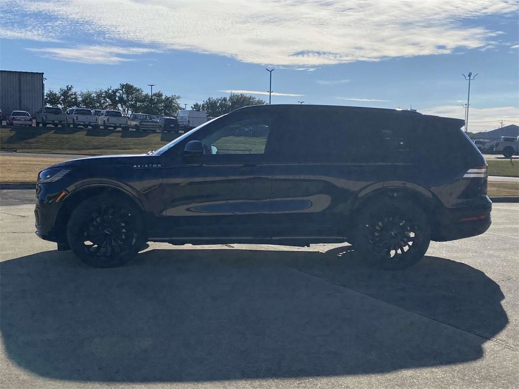 New 2025 Lincoln Aviator Reserve w/ Luxury Package image 6