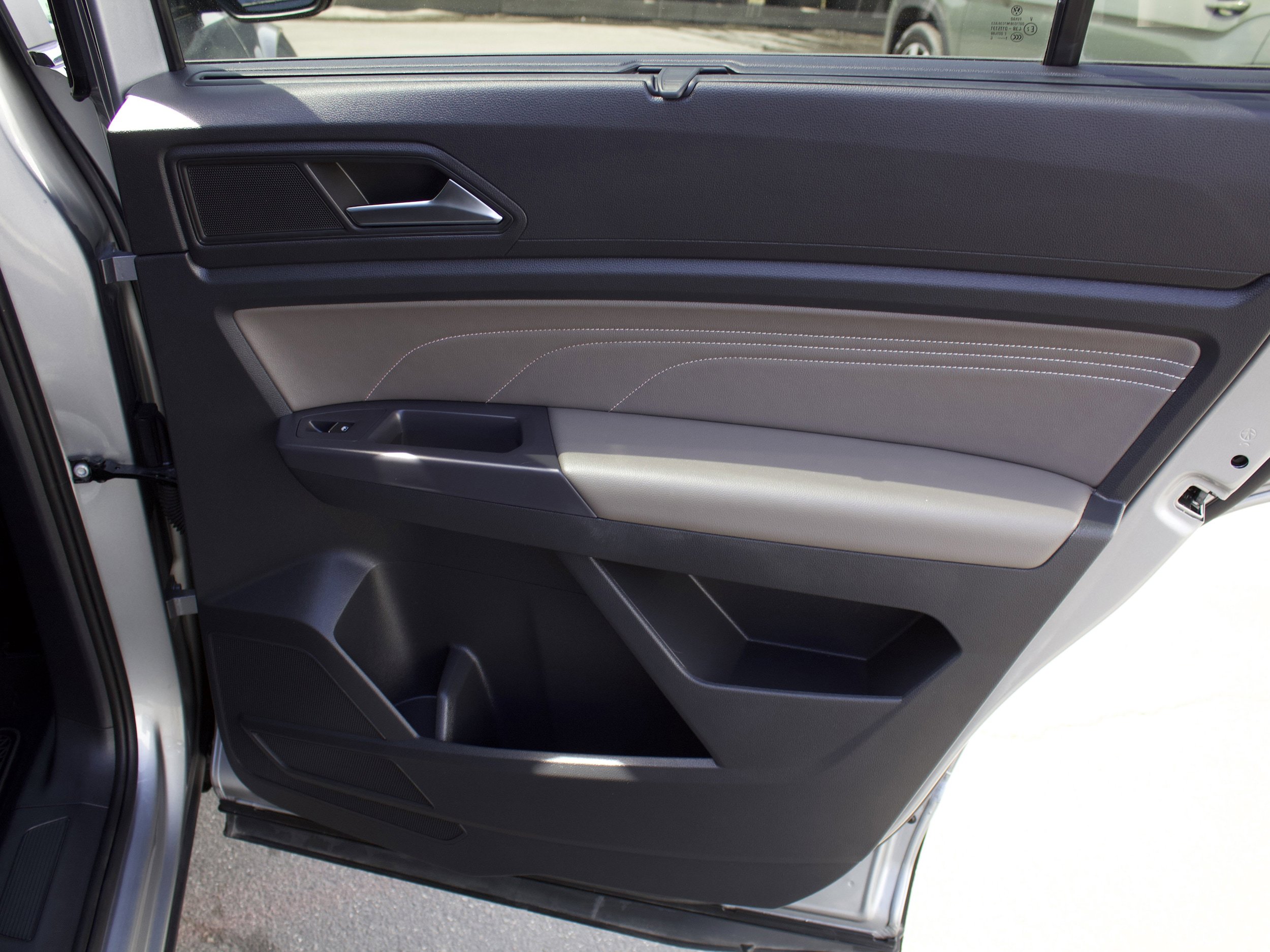 Used 2021 Volkswagen Atlas SE AWD/4WD image 31
