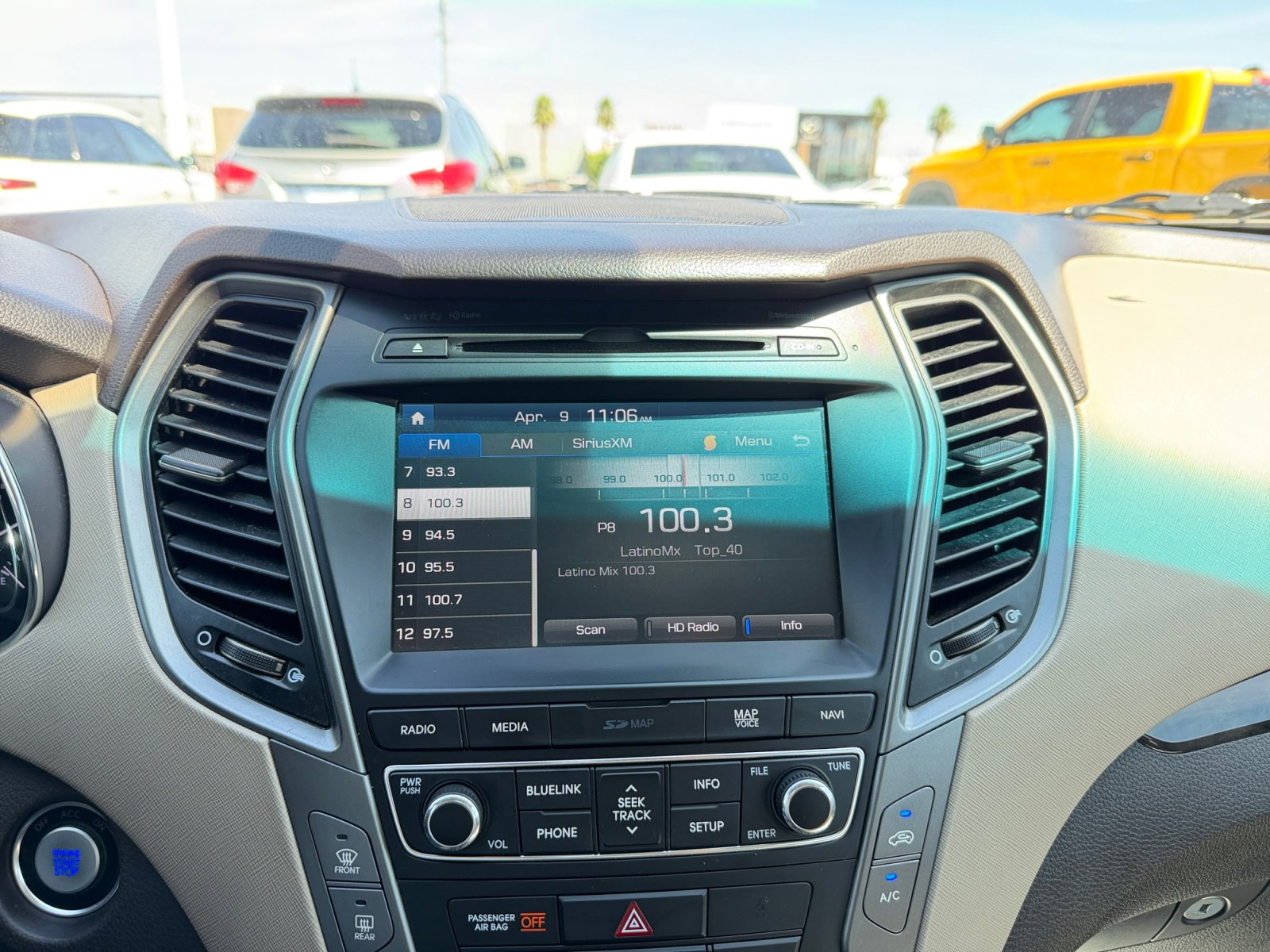 Used 2017 Hyundai Santa Fe Sport w/ 2.4L Tech Package 04 image 12