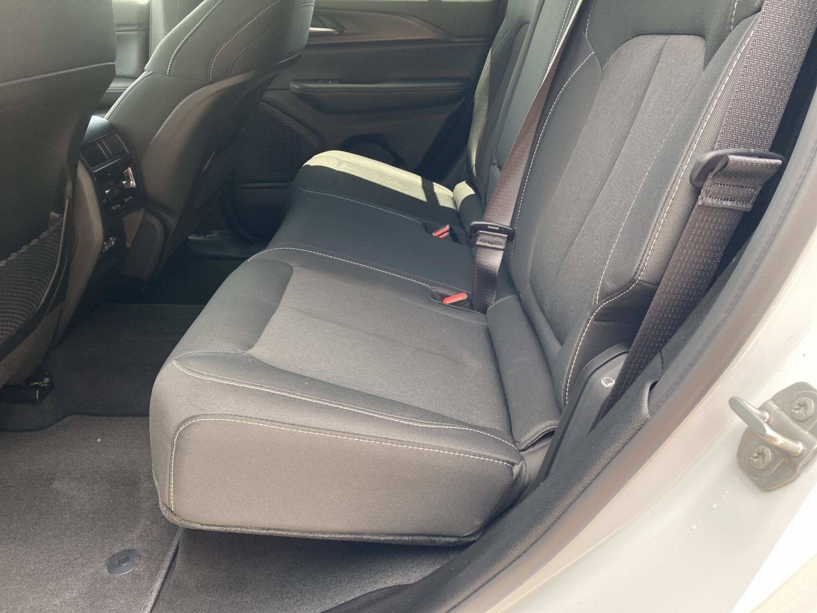 Used 2024 Jeep Grand Cherokee Laredo X RWD image 18