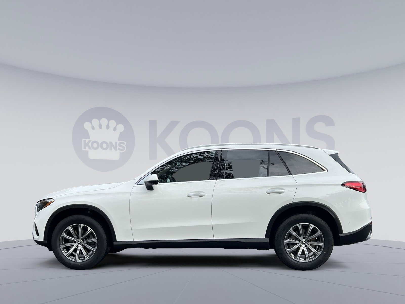 New 2026 Mercedes-Benz GLC 300 4MATIC image 2