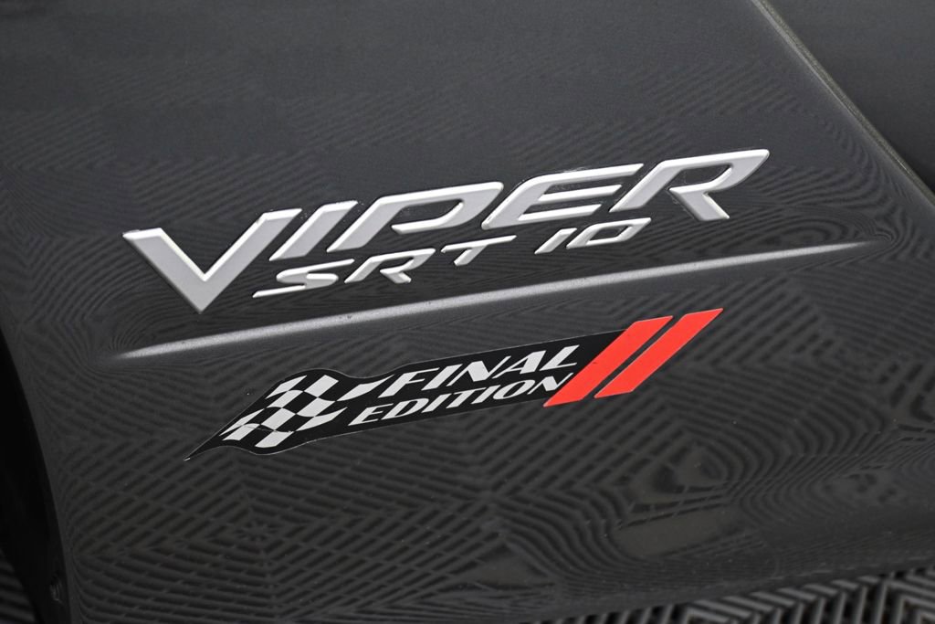Used 2010 Dodge Viper SRT-10 w/ Final Edition Group image 25