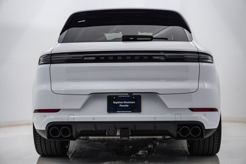 New 2026 Porsche Cayenne Coupe AWD/4WD image 10