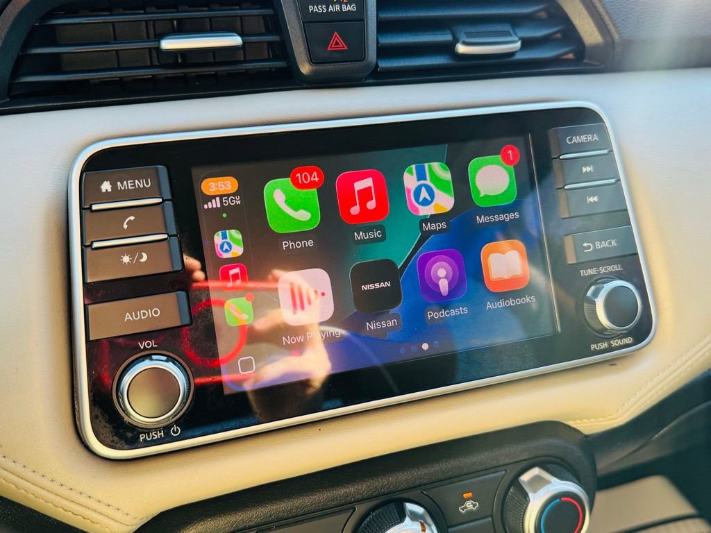 Used 2020 Nissan Versa SV image 20