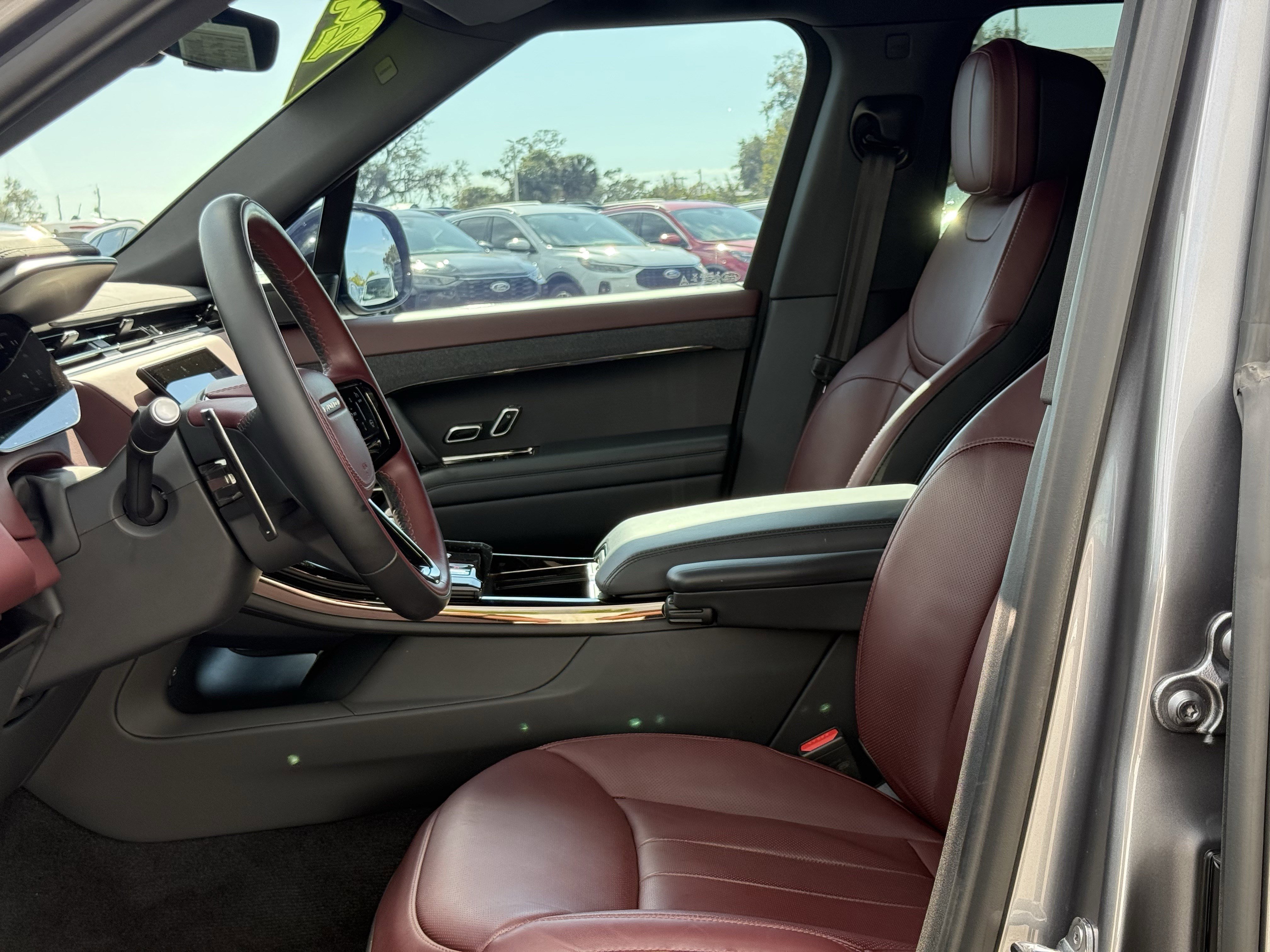 Used 2024 Land Rover Range Rover Sport Dynamic SE image 20