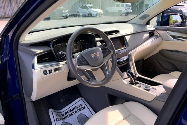 Used 2023 Cadillac XT5 Premium Luxury AWD/4WD image 13