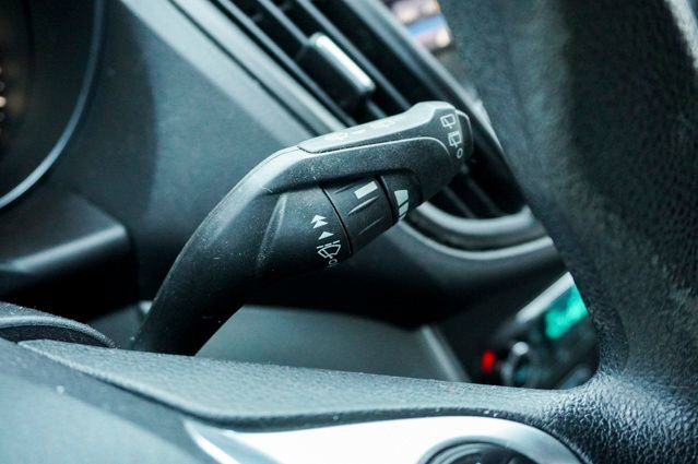 Used 2013 Ford Escape SE image 21