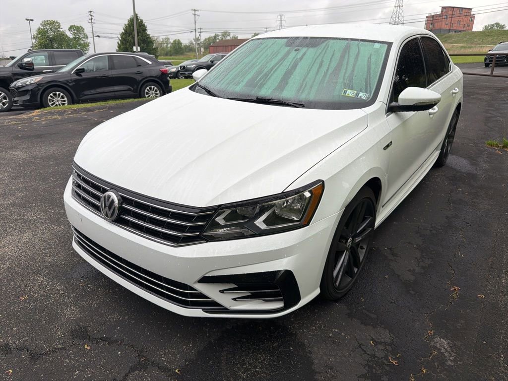 Used 2017 Volkswagen Passat 1.8T R-Line FWD image 9