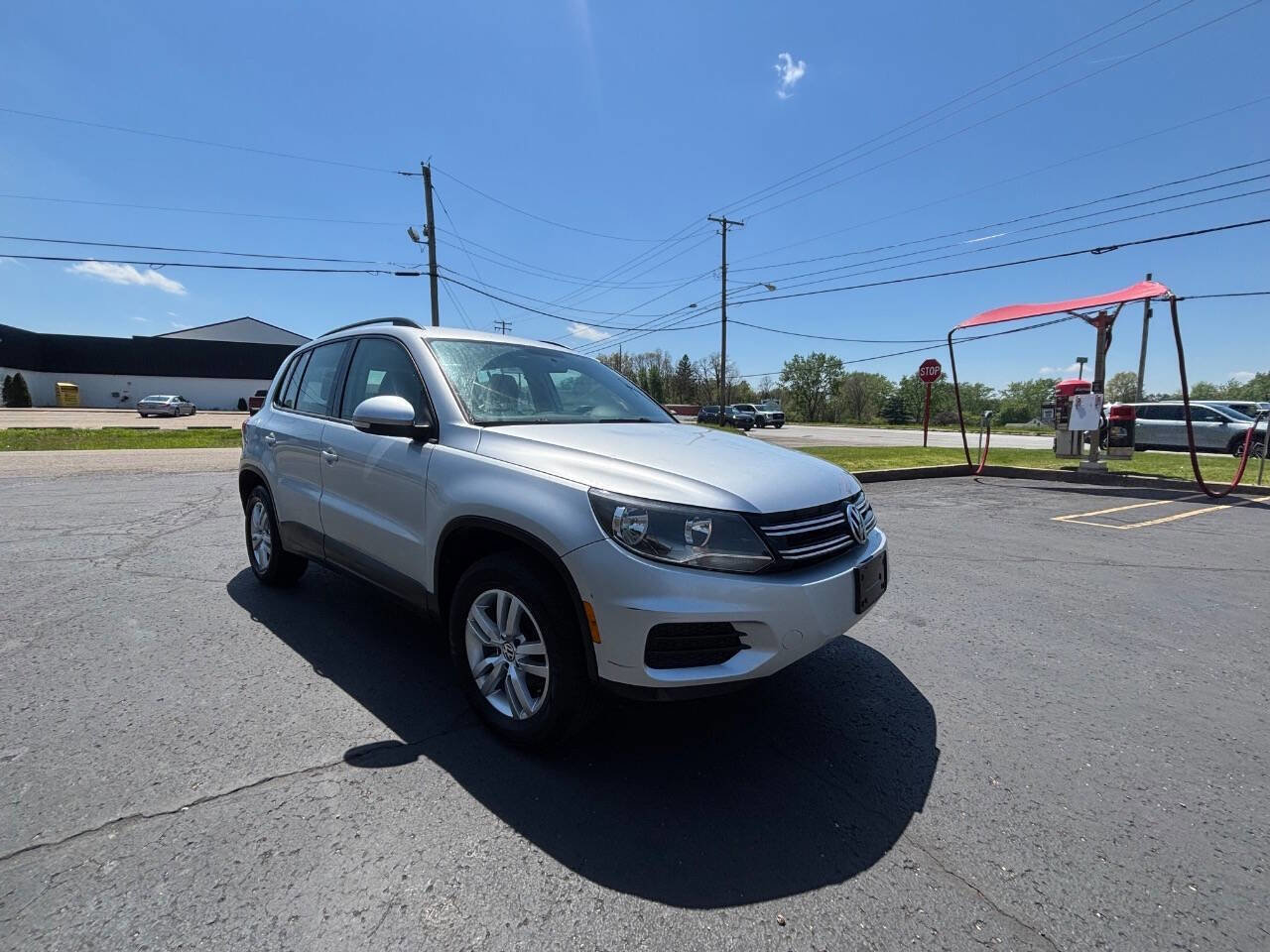 Used 2015 Volkswagen Tiguan S FWD image 5